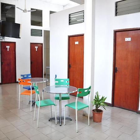 City Motel Colombo Kültér fotó